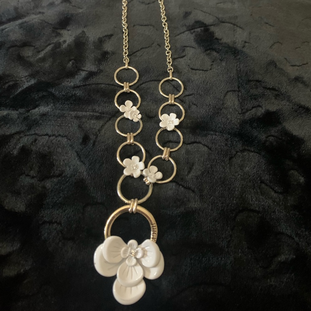 Rare Vintage Juicy Couture Gold and White Floral Flower Necklace